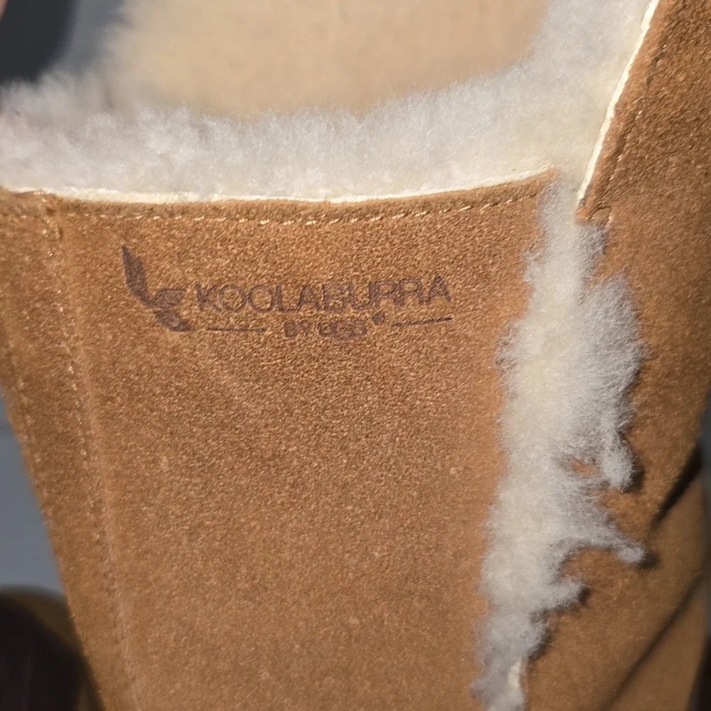 UGG KOOLABURRA Rozalia Chestnut Brown Suede Tall Boots Womens Size 9
